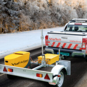 Truck with 2000l water tank yields 60km measurement distance